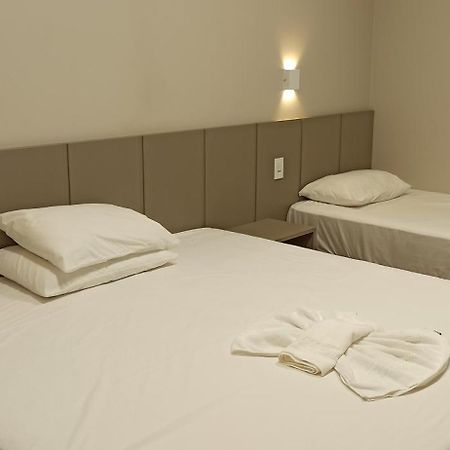 Sleep Hotel Toledo  Exterior photo