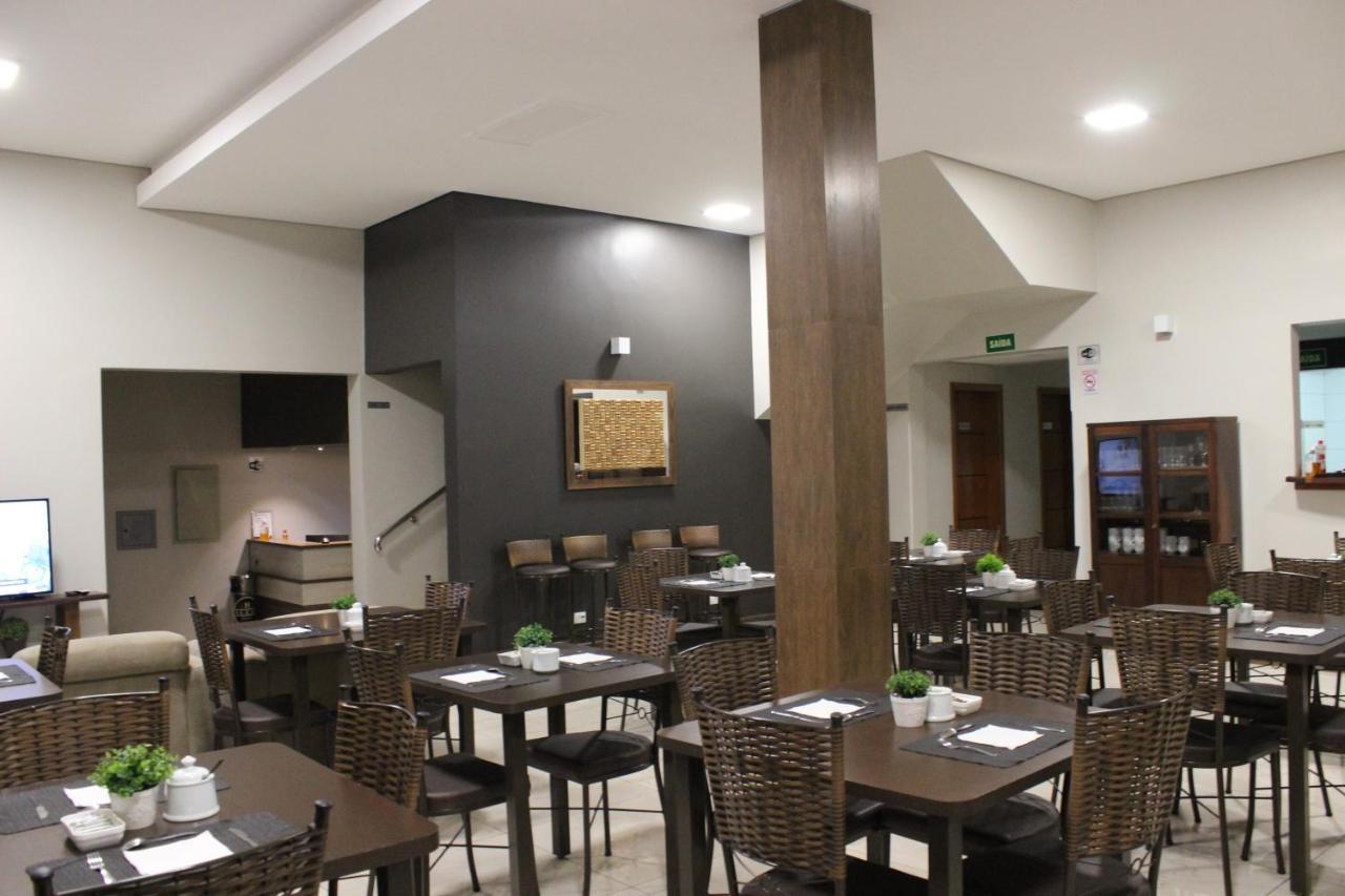 Sleep Hotel Toledo  Exterior photo